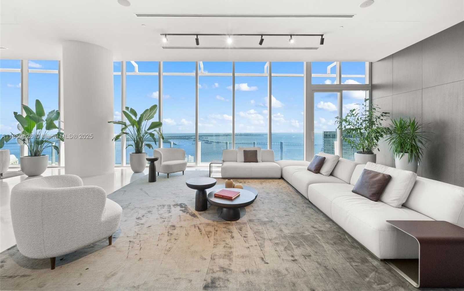 Small Image of 300 BISCAYNE BLVD WAY #3602, Miami Number 22