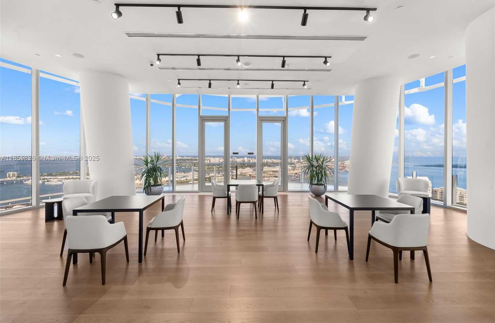 Small Image of 300 BISCAYNE BLVD WAY #3602, Miami Number 25