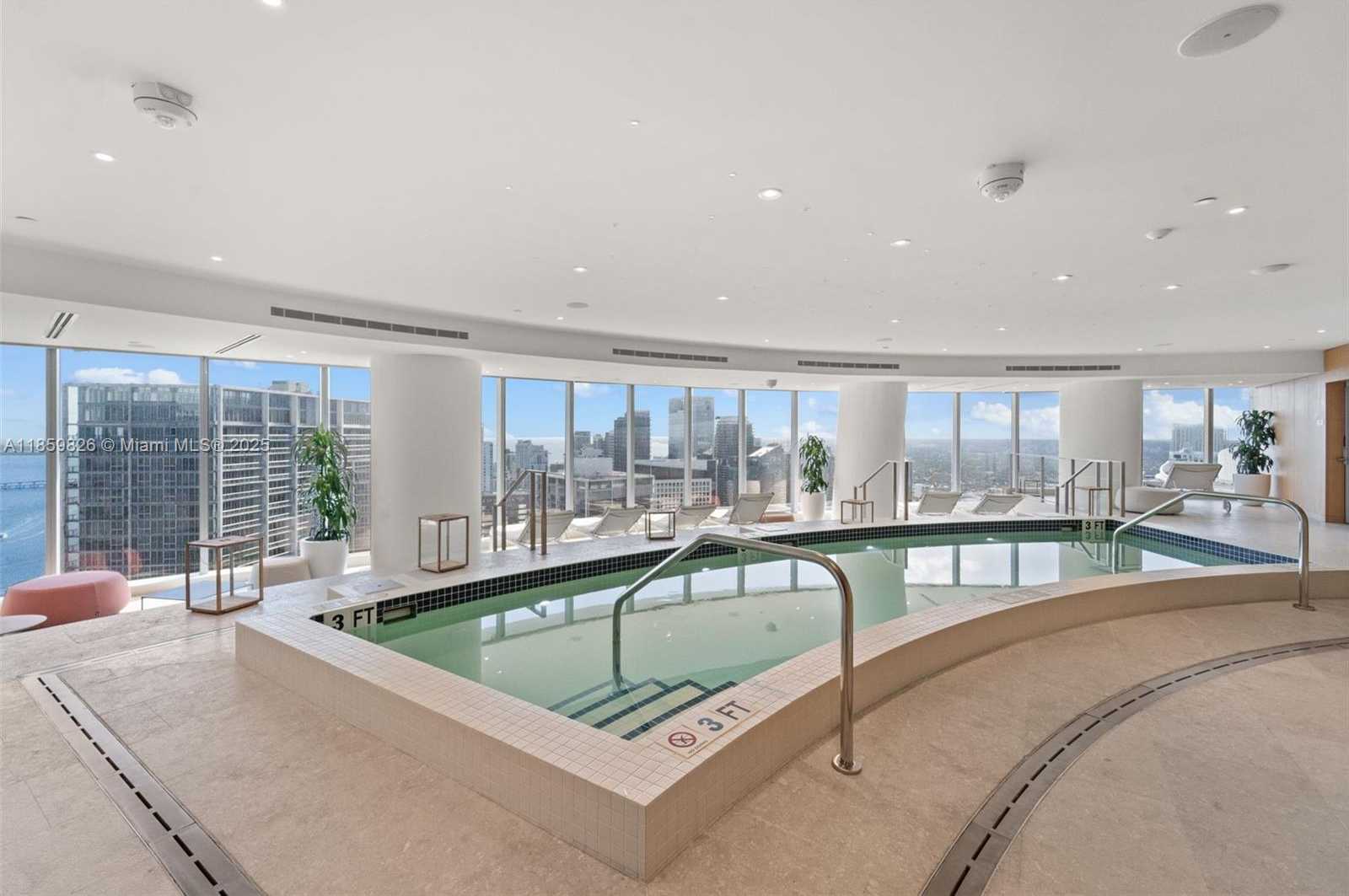 Small Image of 300 BISCAYNE BLVD WAY #3602, Miami Number 29