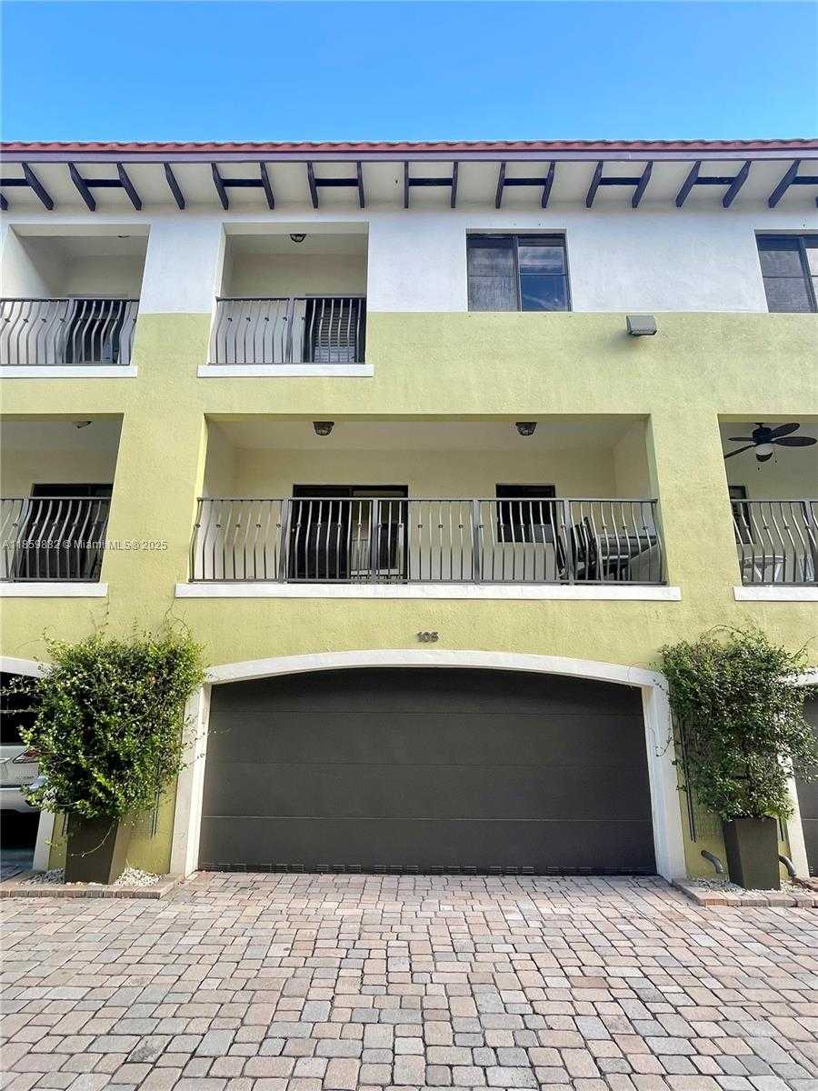 Small Image of 3204 BIRD AVE #105, Miami Number 3