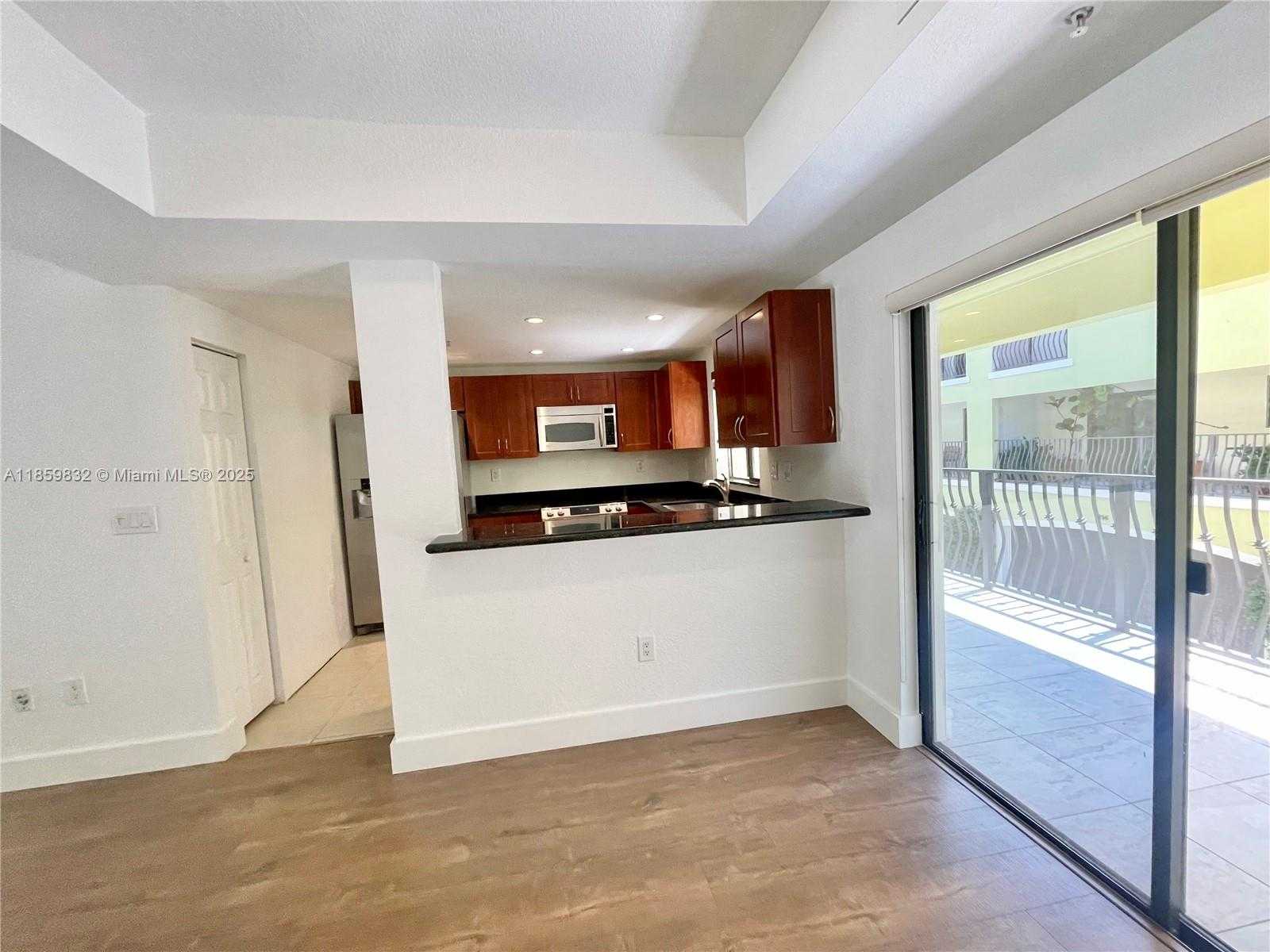 Small Image of 3204 BIRD AVE #105, Miami Number 32