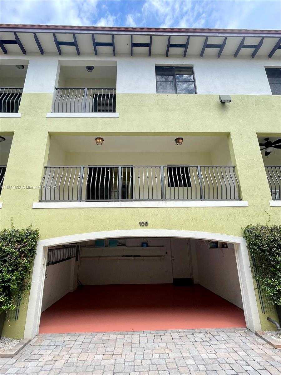 Small Image of 3204 BIRD AVE #105, Miami Number 4