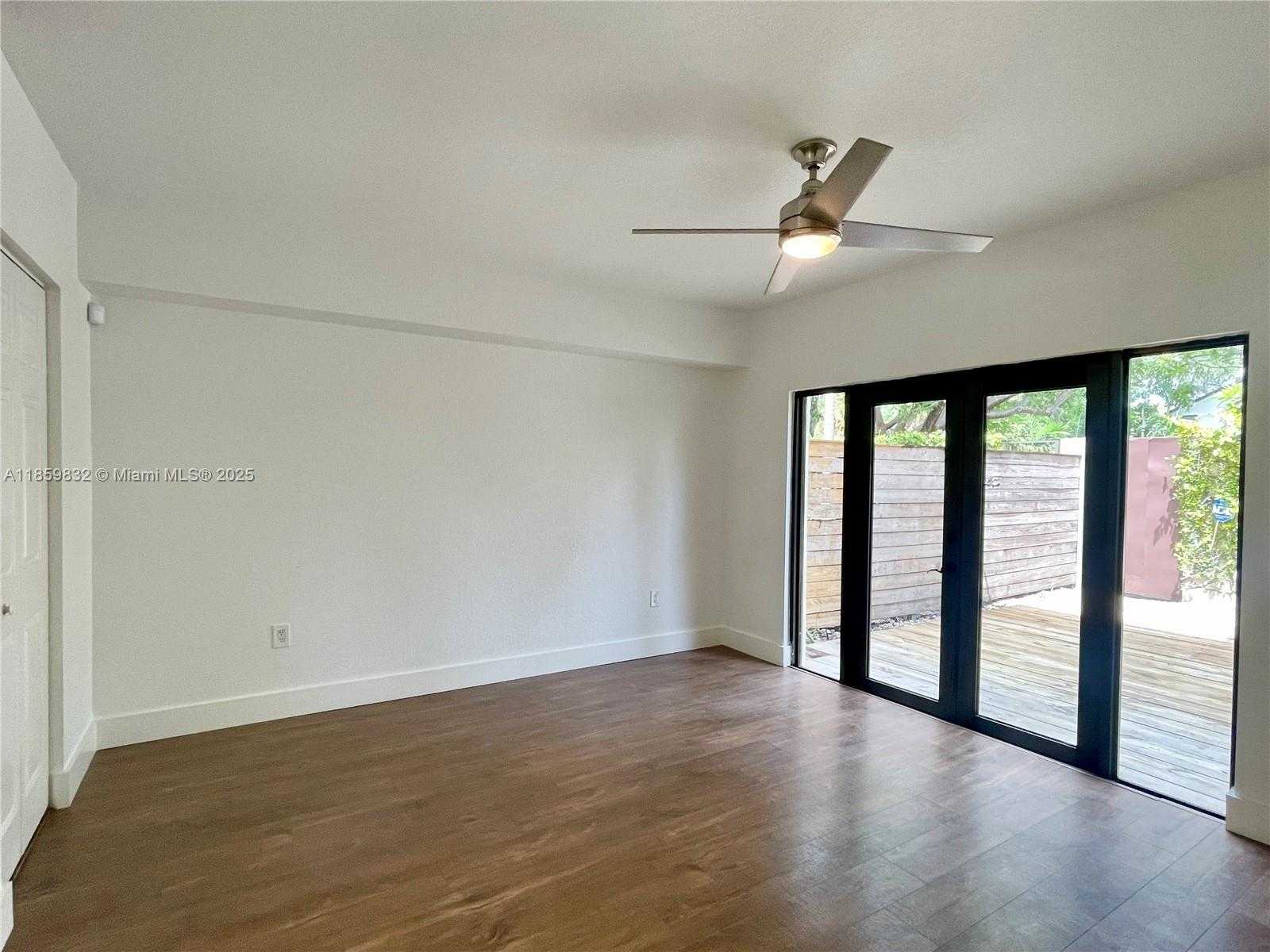 Small Image of 3204 BIRD AVE #105, Miami Number 9