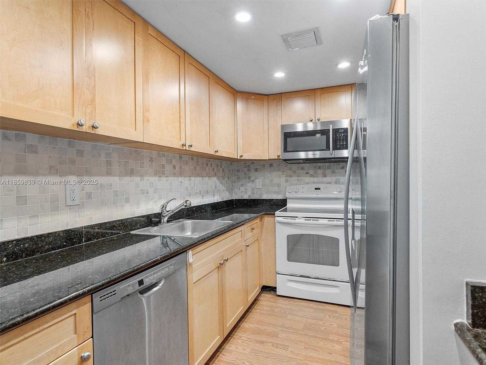 Small Image of 10350 WEST BAY HARBOR DR #4V, Bay Harbor Islands Number 10