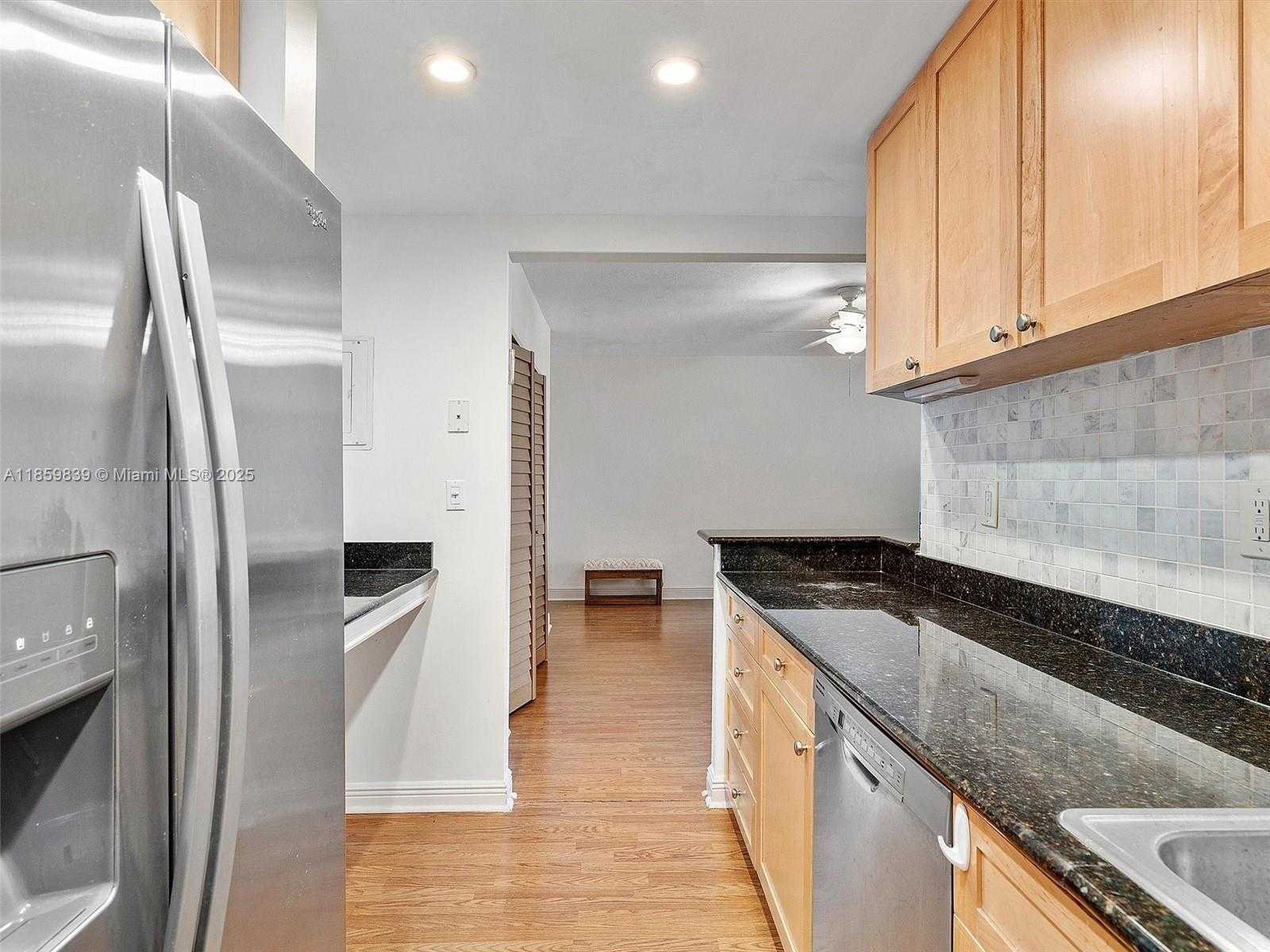 Small Image of 10350 WEST BAY HARBOR DR #4V, Bay Harbor Islands Number 11