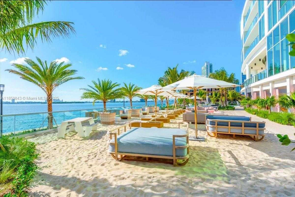 Small Image of 2900 NORTH EAST 7TH AVE #3902, Miami Number 8