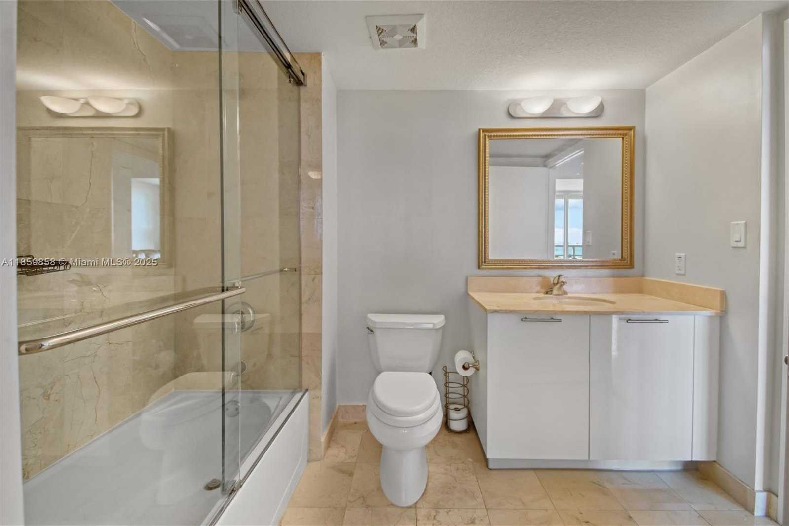 Small Image of 1800 NORTH BAYSHORE DR #509, Miami Number 19