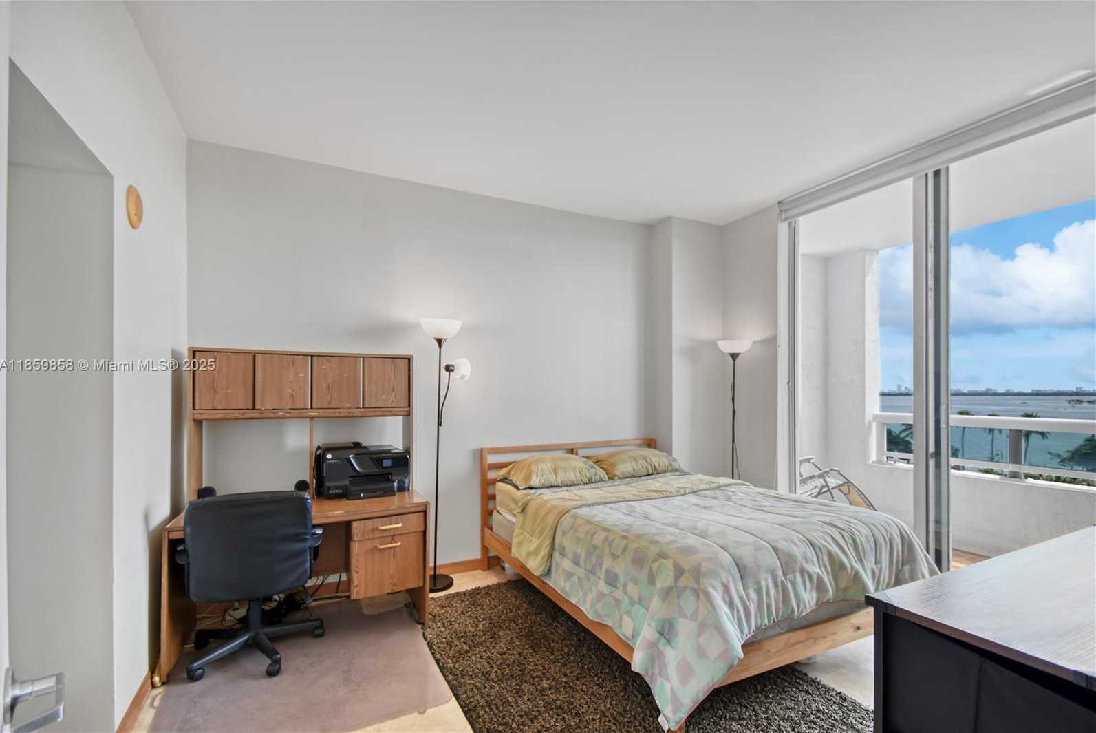 Small Image of 1800 NORTH BAYSHORE DR #509, Miami Number 20