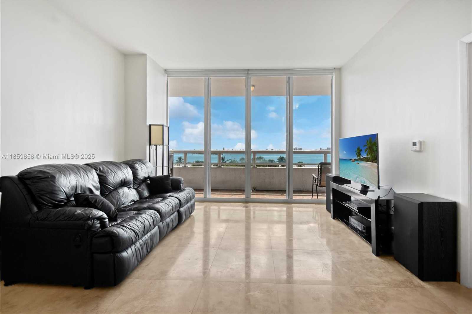 Small Image of 1800 NORTH BAYSHORE DR #509, Miami Number 3