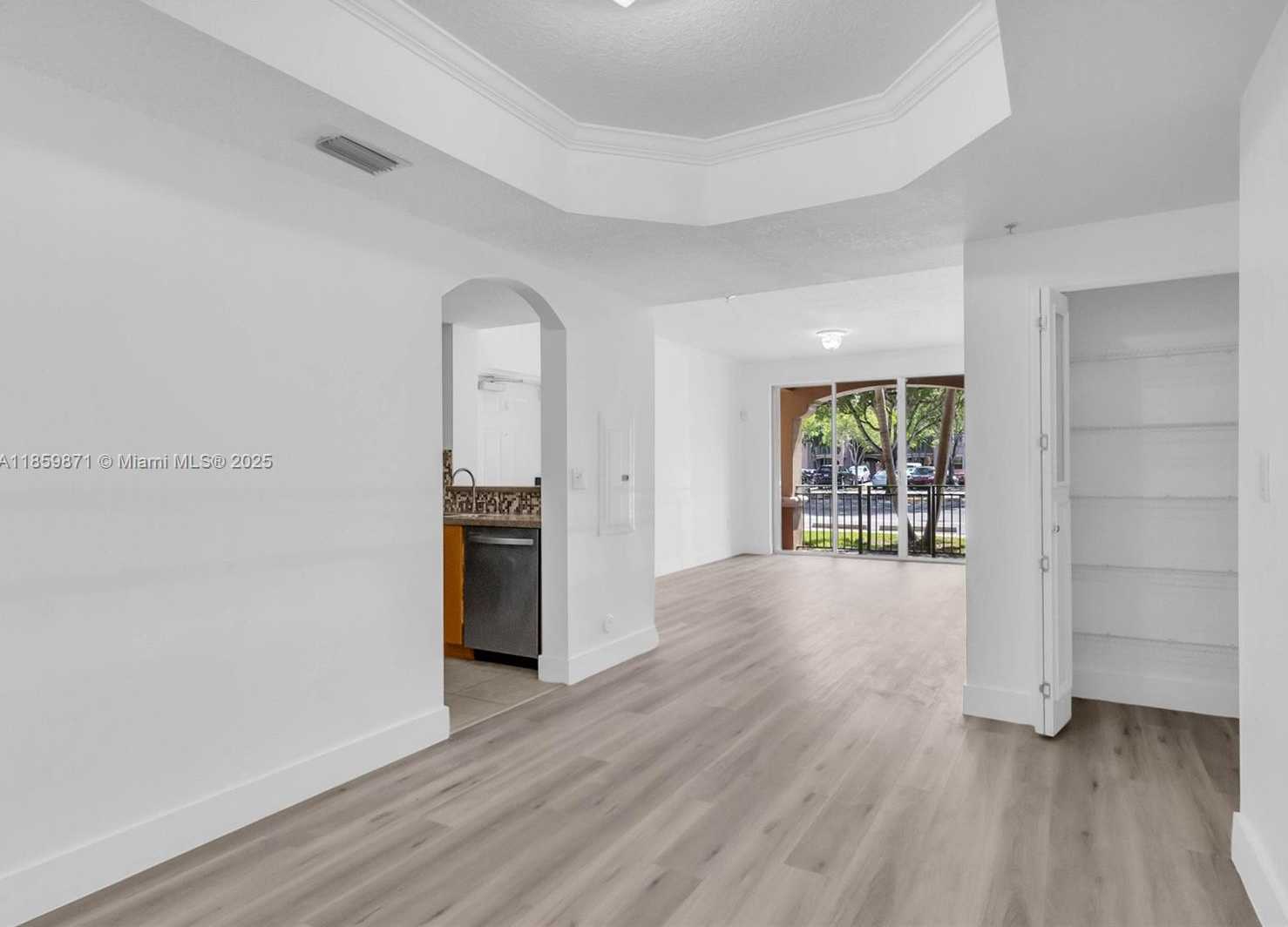 Small Image of 6670 NORTH WEST 114TH AVE #601, Doral Number 12