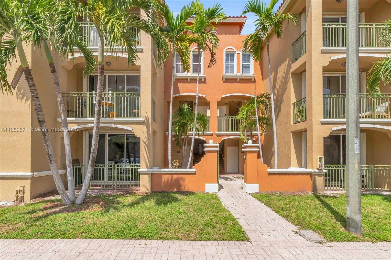 Small Image of 6670 NORTH WEST 114TH AVE #601, Doral Number 2