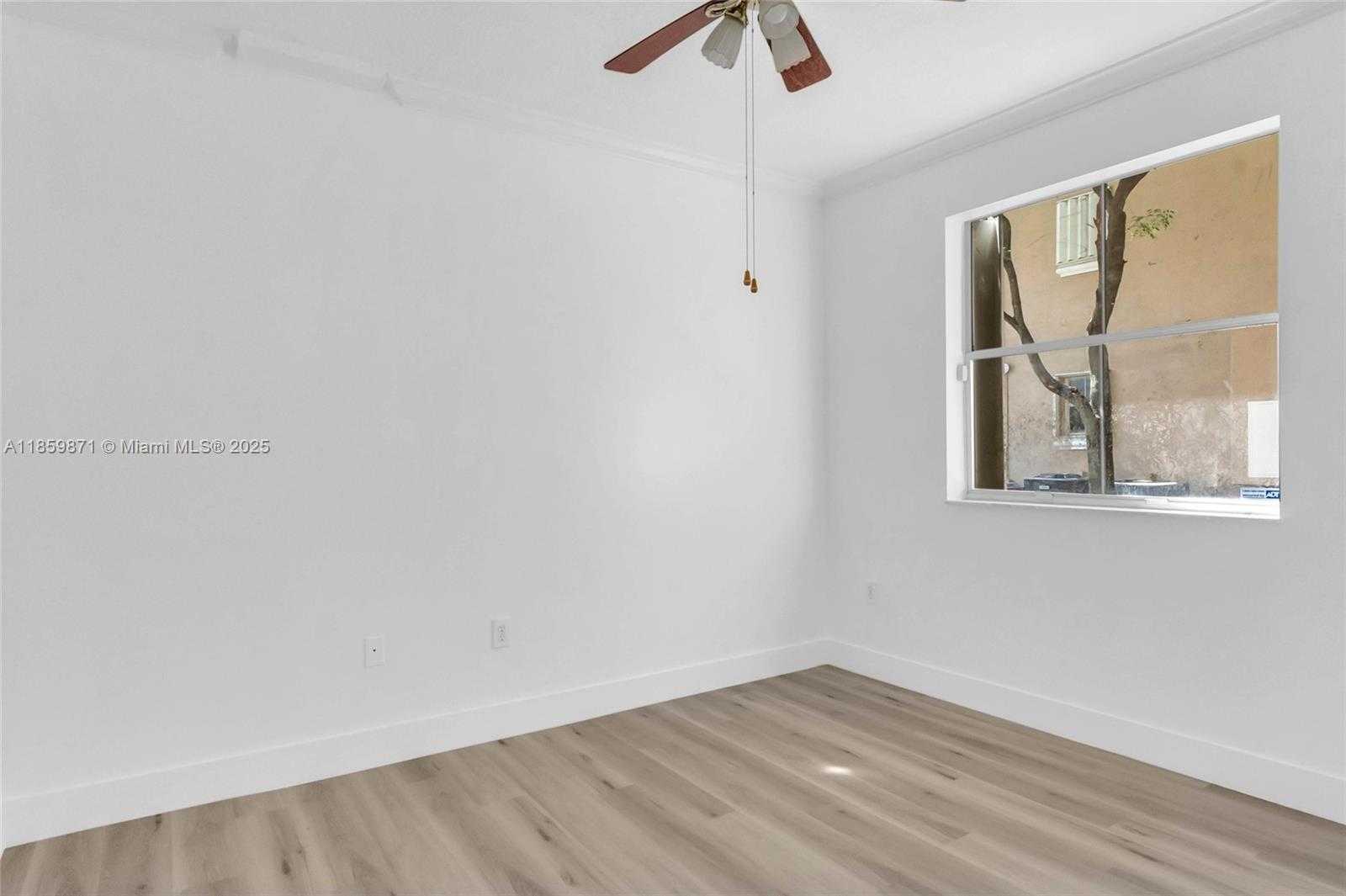 Small Image of 6670 NORTH WEST 114TH AVE #601, Doral Number 25