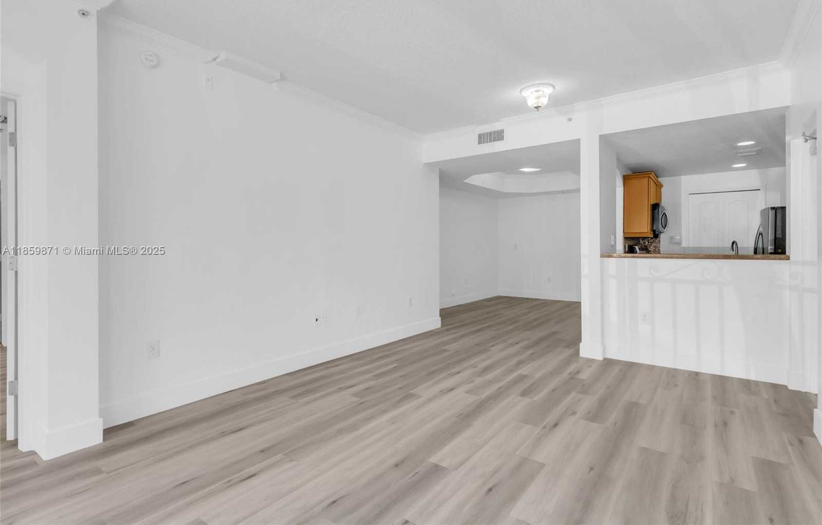 Small Image of 6670 NORTH WEST 114TH AVE #601, Doral Number 9