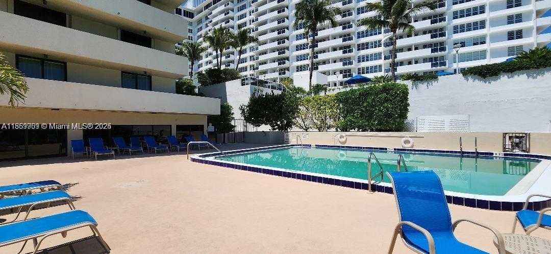 Small Image of 1621 COLLINS AVE #404, Miami Beach Number 17