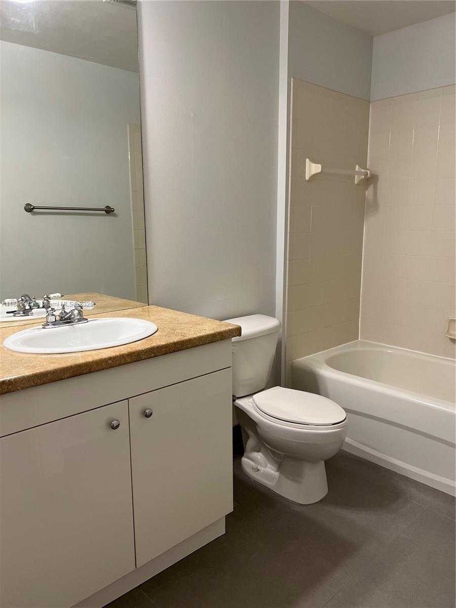 Small Image of 1919 VAN BUREN ST #818A, Hollywood Number 4