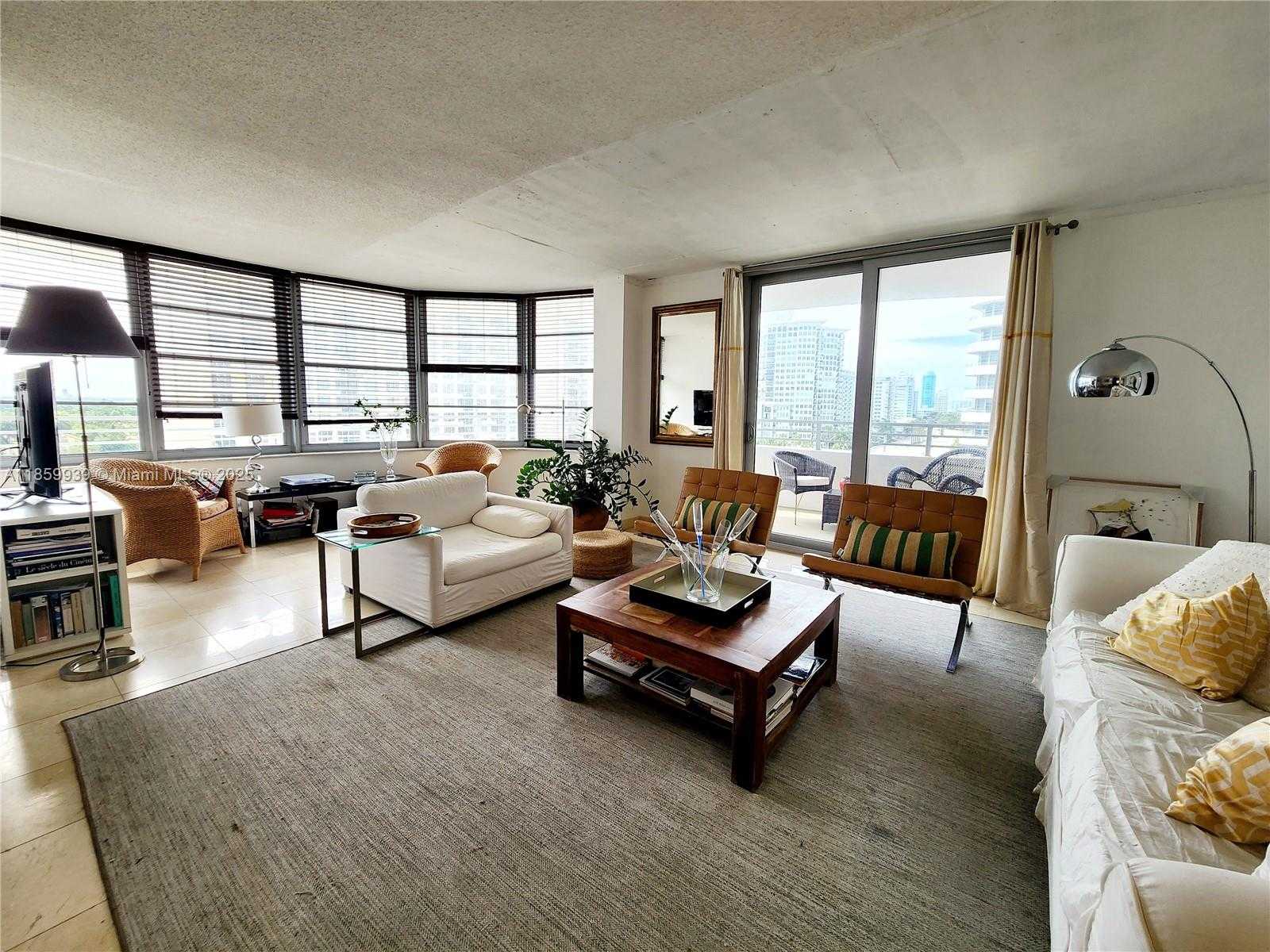 Small Image of 5555 COLLINS AVE #9S, Miami Beach Number 6