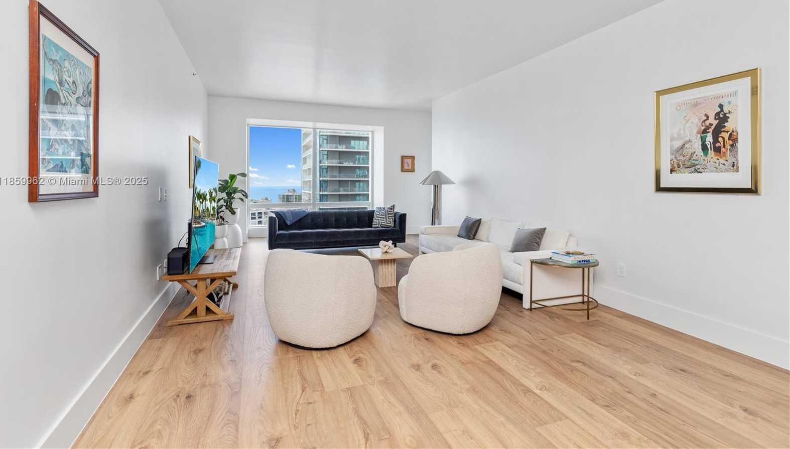 Small Image of 1425 BRICKELL AVE #41A, Miami Number 14
