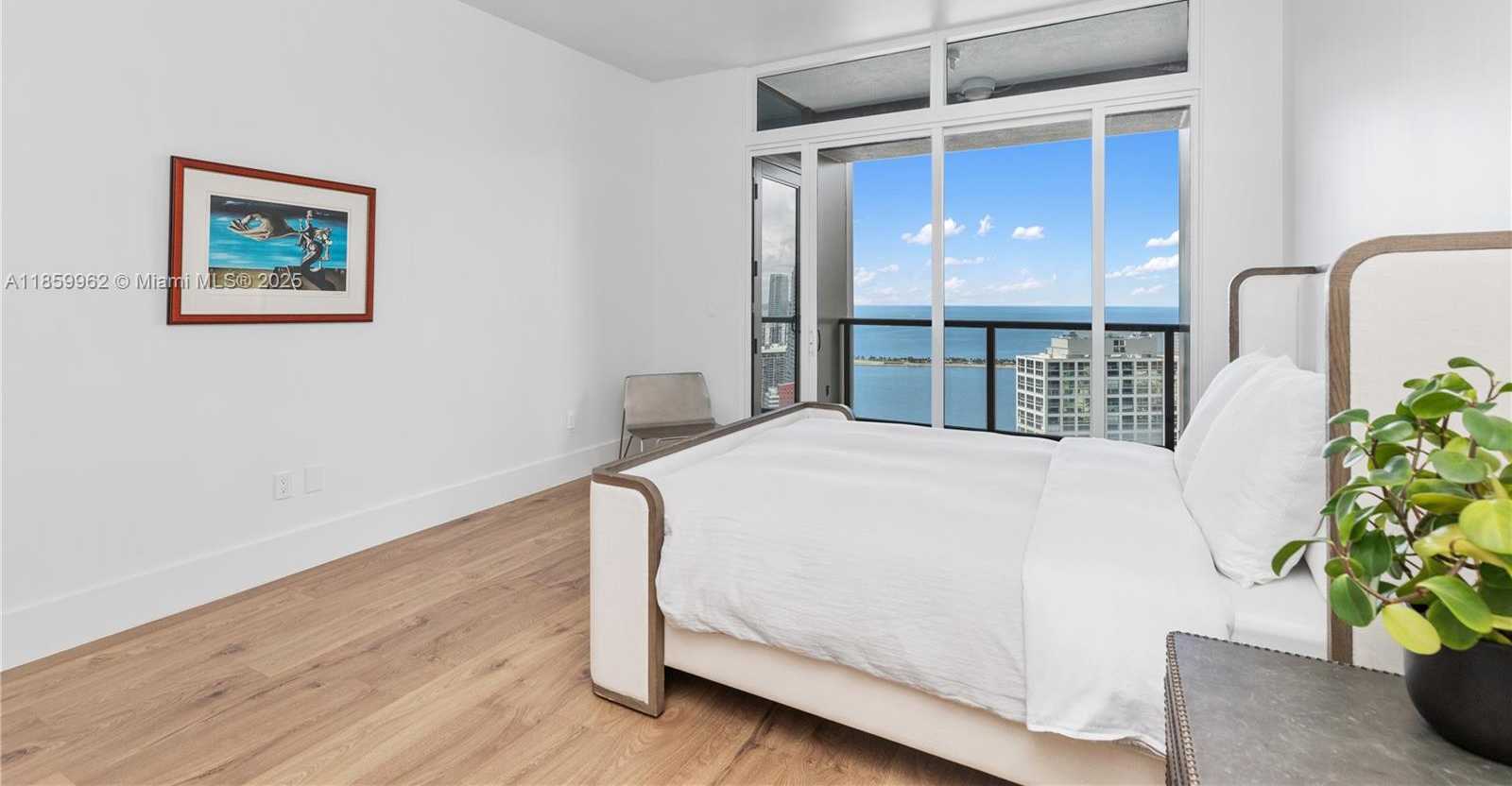 Small Image of 1425 BRICKELL AVE #41A, Miami Number 33