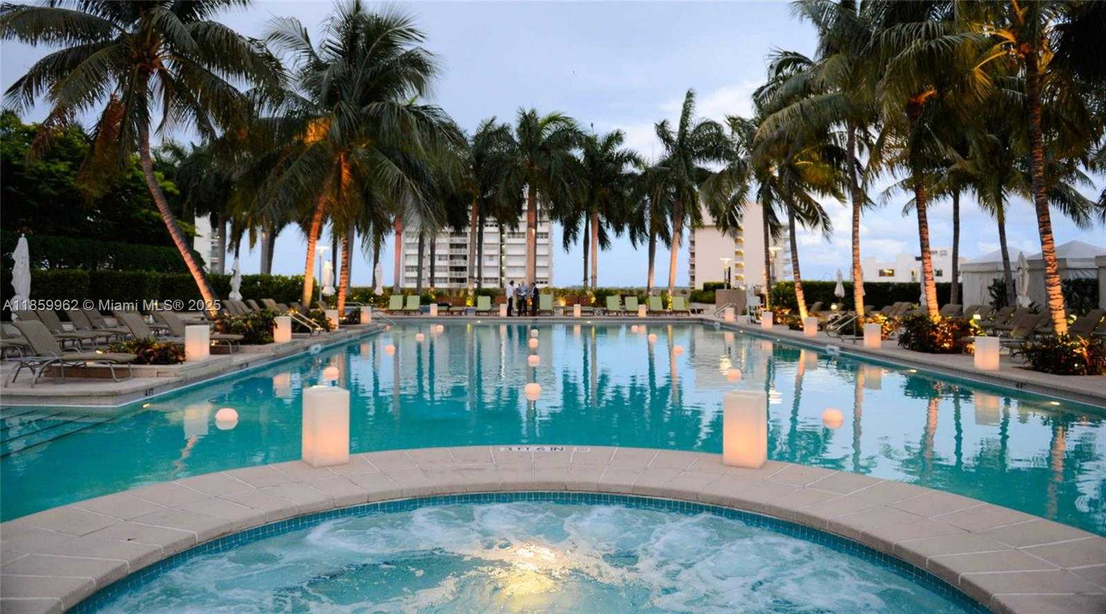 Small Image of 1425 BRICKELL AVE #41A, Miami Number 45