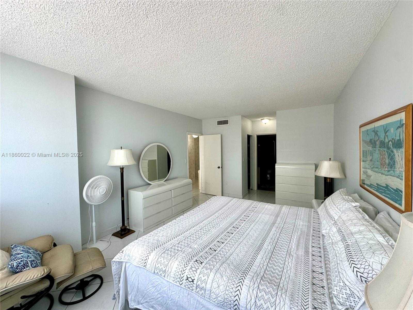 Small Image of 1950 SOUTH OCEAN DR #7E, Hallandale Beach Number 35