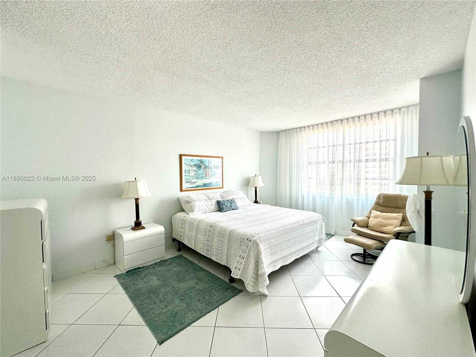Small Image of 1950 SOUTH OCEAN DR #7E, Hallandale Beach Number 38