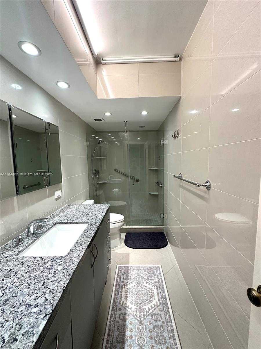 Small Image of 1950 SOUTH OCEAN DR #7E, Hallandale Beach Number 42