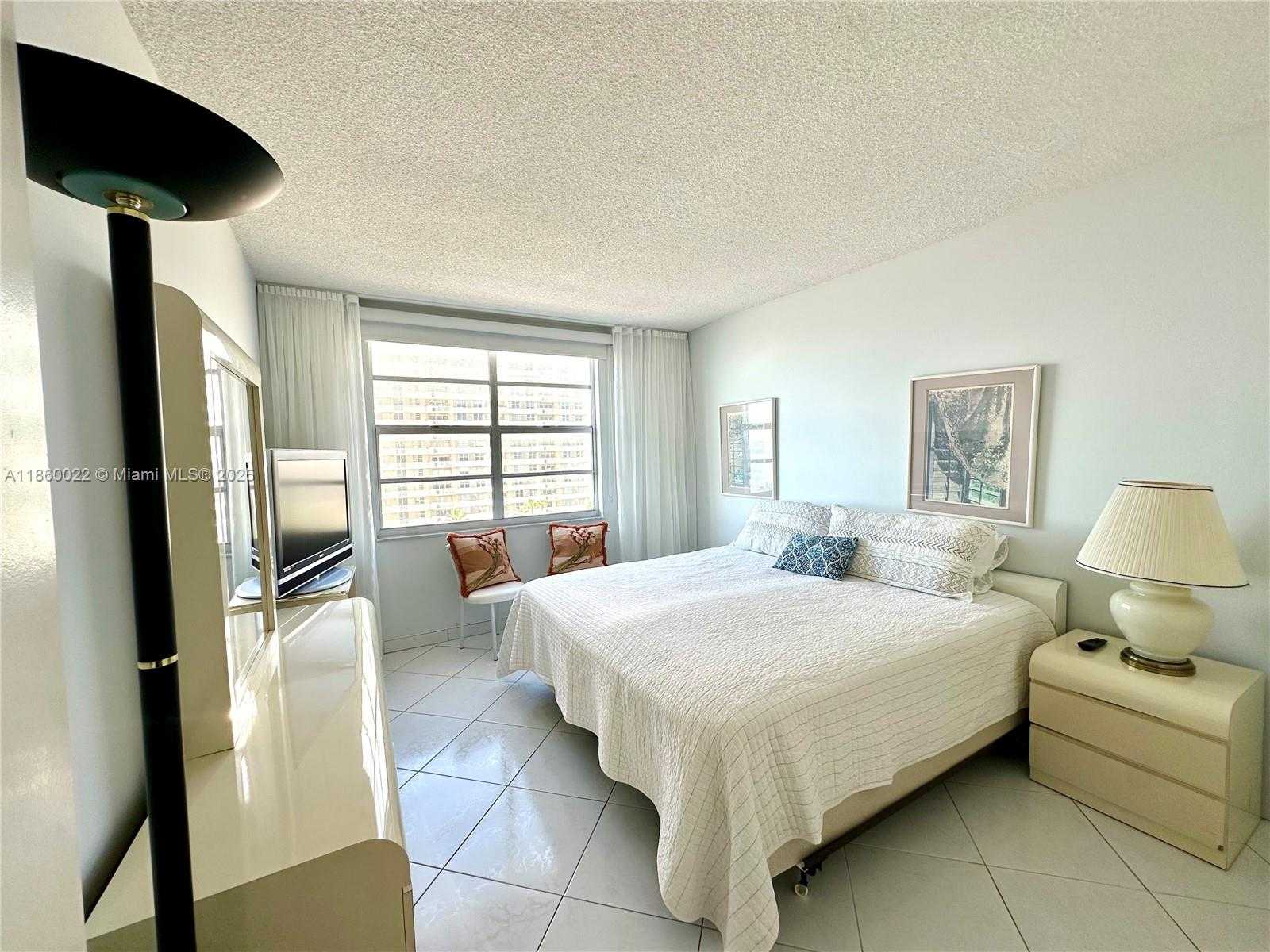Small Image of 1950 SOUTH OCEAN DR #7E, Hallandale Beach Number 45