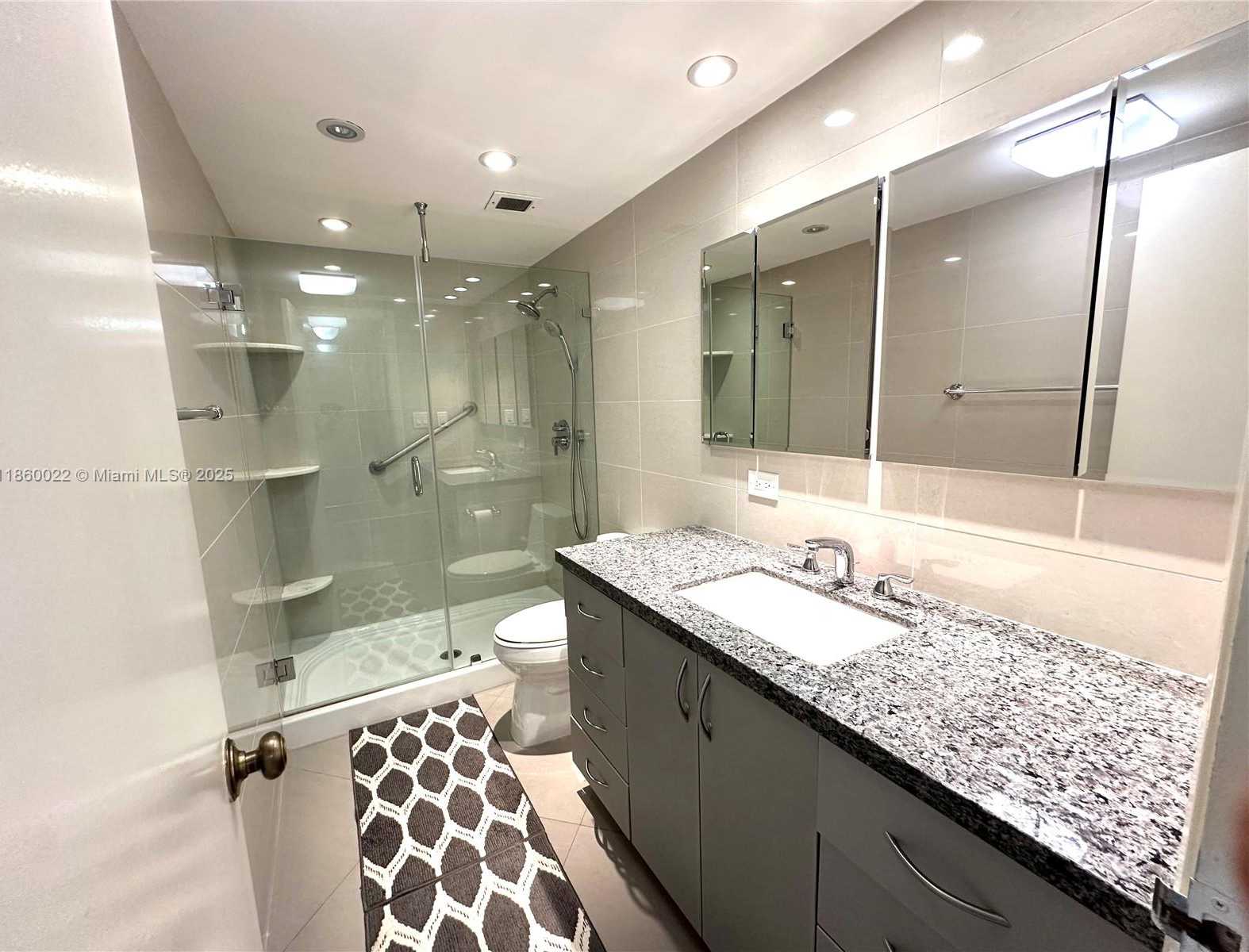 Small Image of 1950 SOUTH OCEAN DR #7E, Hallandale Beach Number 49