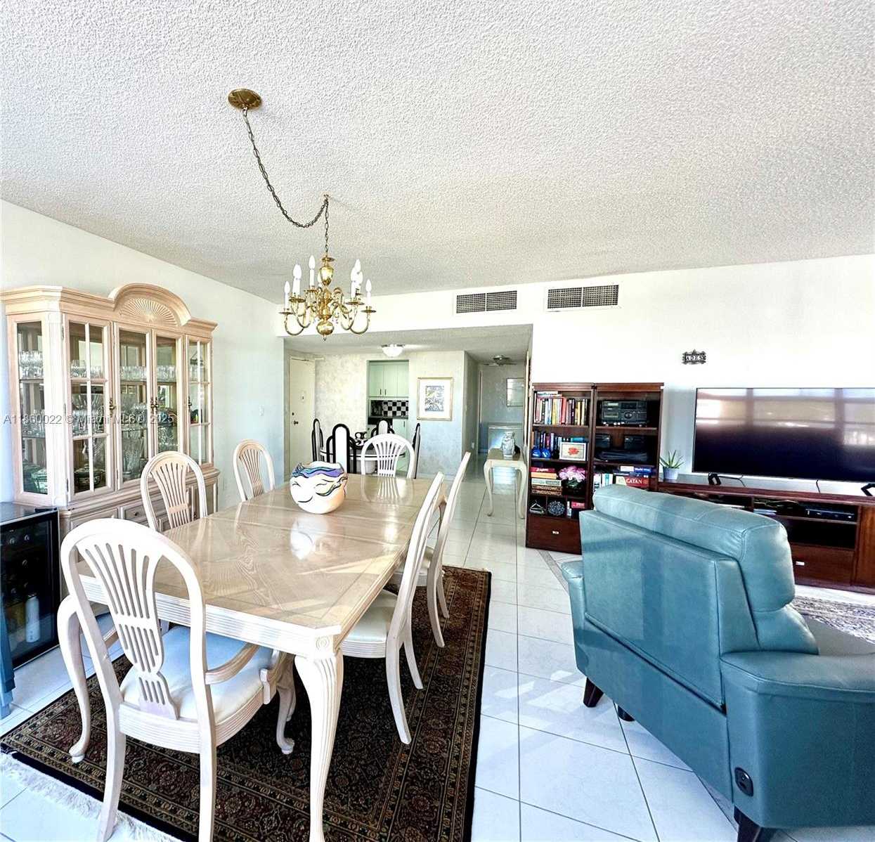 Small Image of 1950 SOUTH OCEAN DR #7E, Hallandale Beach Number 9
