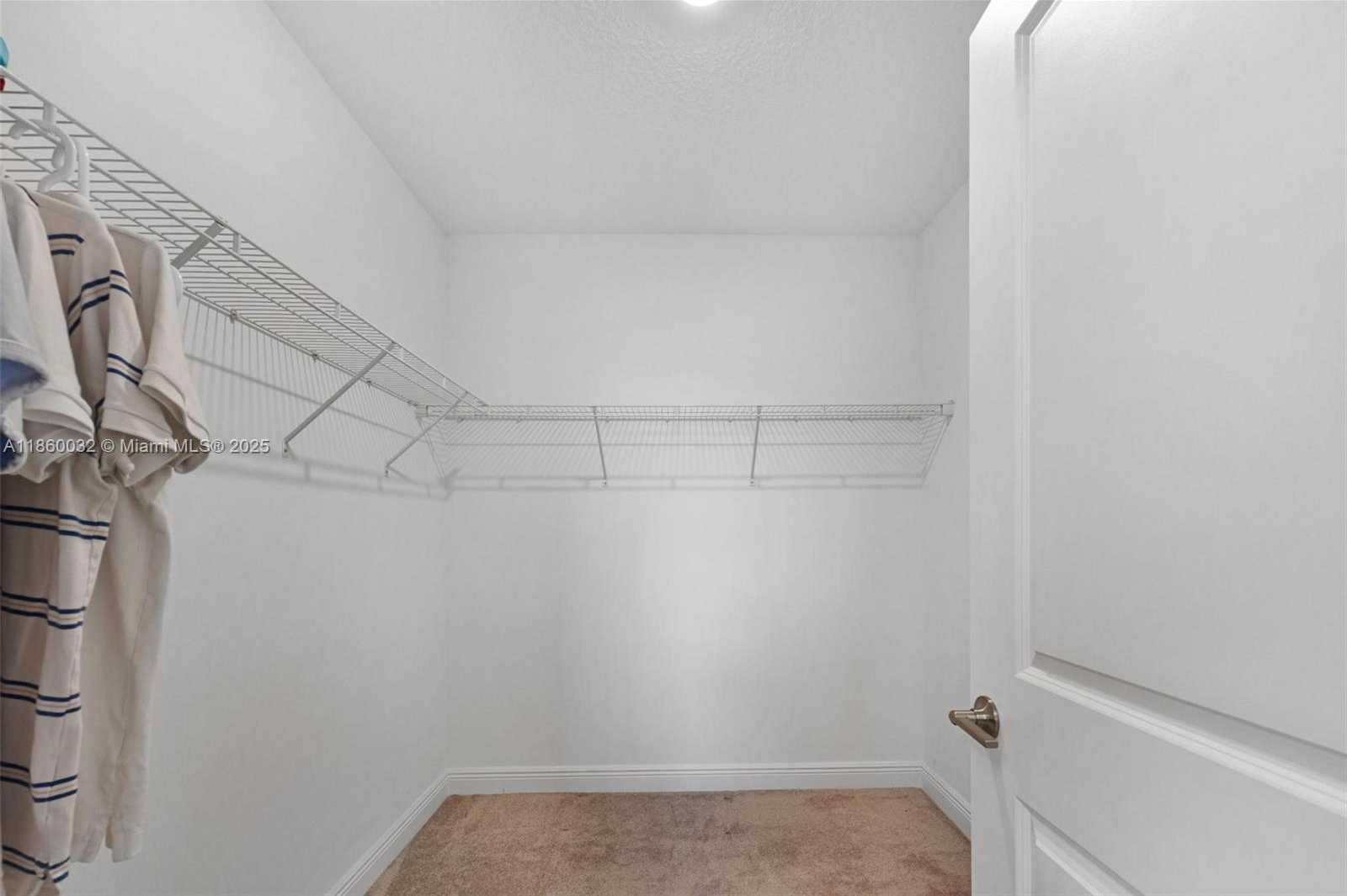 Small Image of 4317 LAGO DR, Deerfield Beach Number 27
