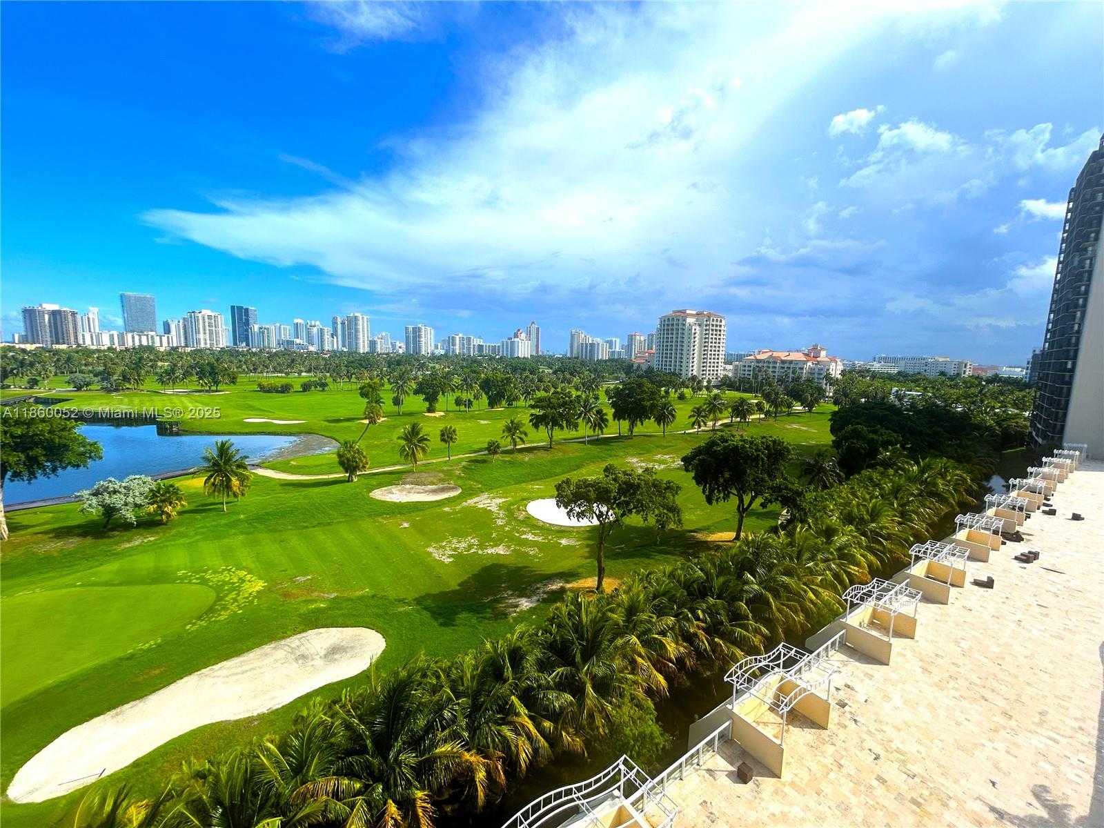 Small Image of 20379 E Country Club Dr, Aventura, FL 33180, USA Number 19