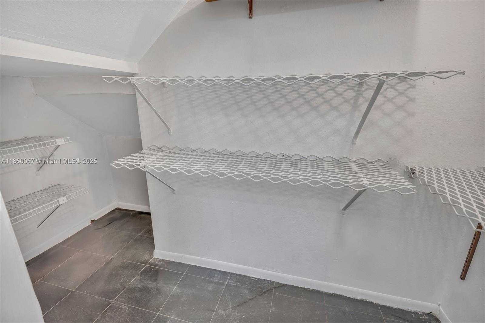 Small Image of 94 PLEASANT HILL LN, Tamarac Number 5