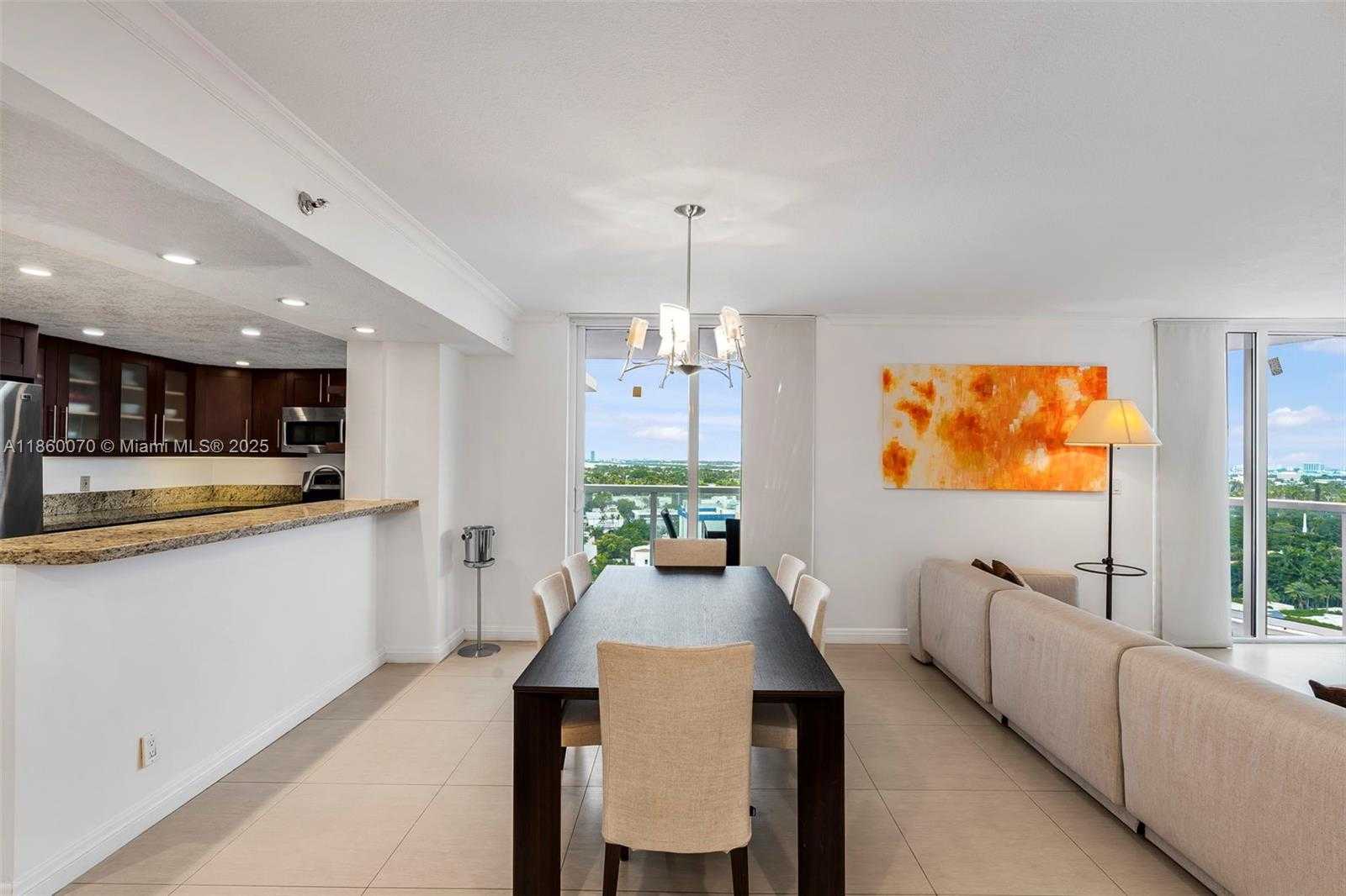Small Image of 2401 COLLINS AVE #1808, Miami Beach Number 13