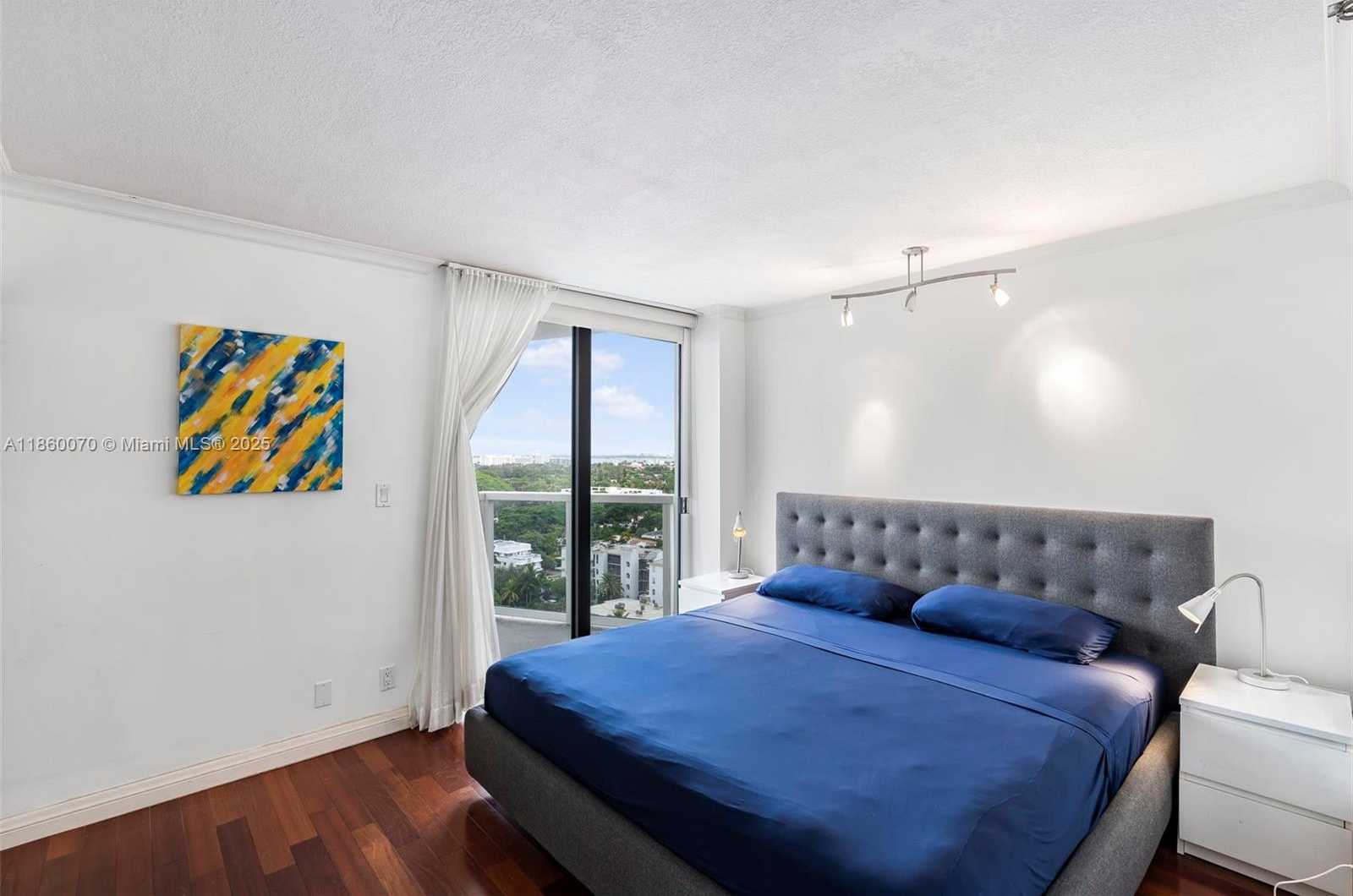 Small Image of 2401 COLLINS AVE #1808, Miami Beach Number 30