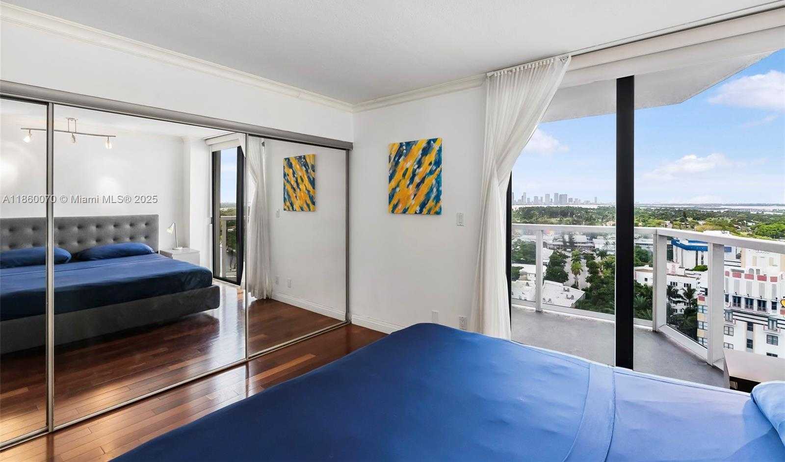 Small Image of 2401 COLLINS AVE #1808, Miami Beach Number 31