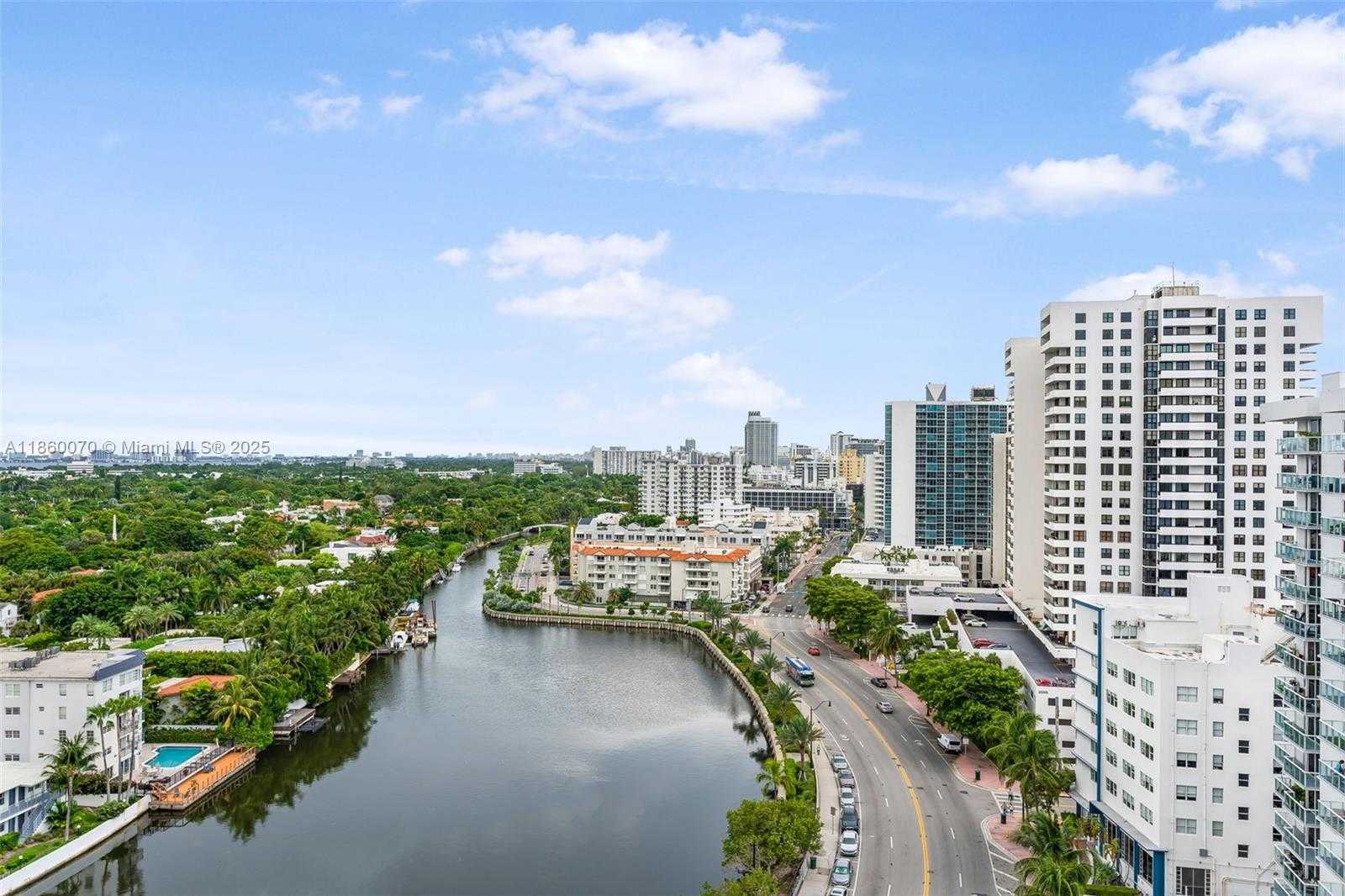 Small Image of 2401 COLLINS AVE #1808, Miami Beach Number 40