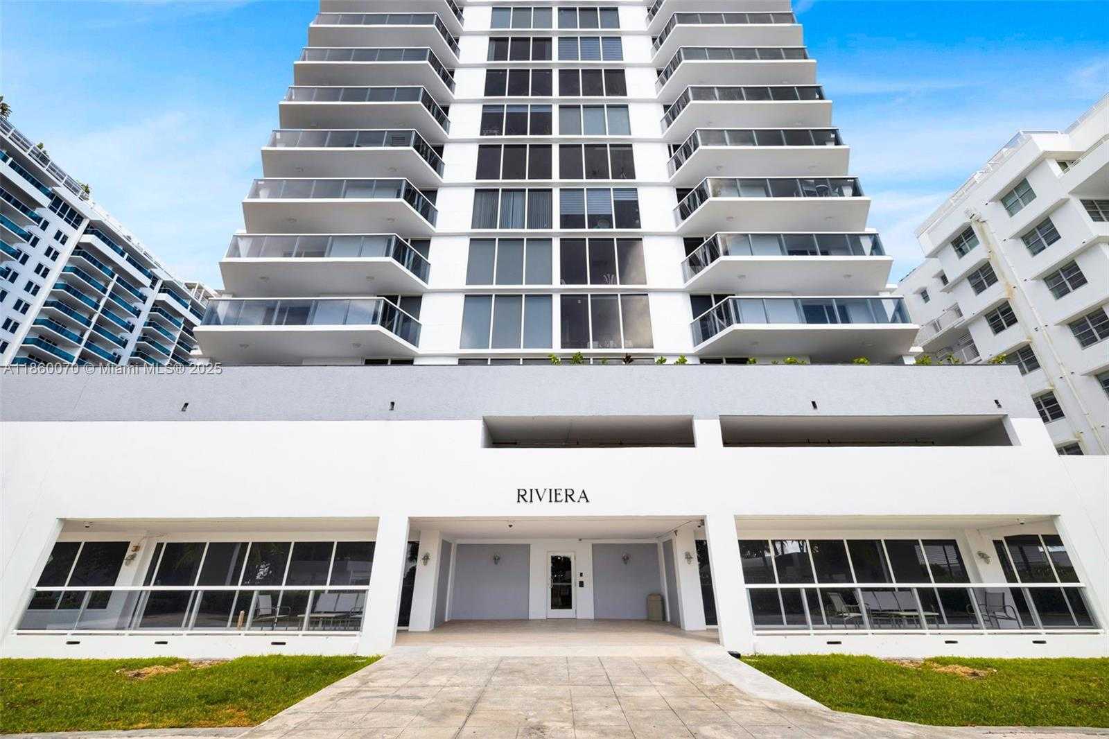 Small Image of 2401 COLLINS AVE #1808, Miami Beach Number 43