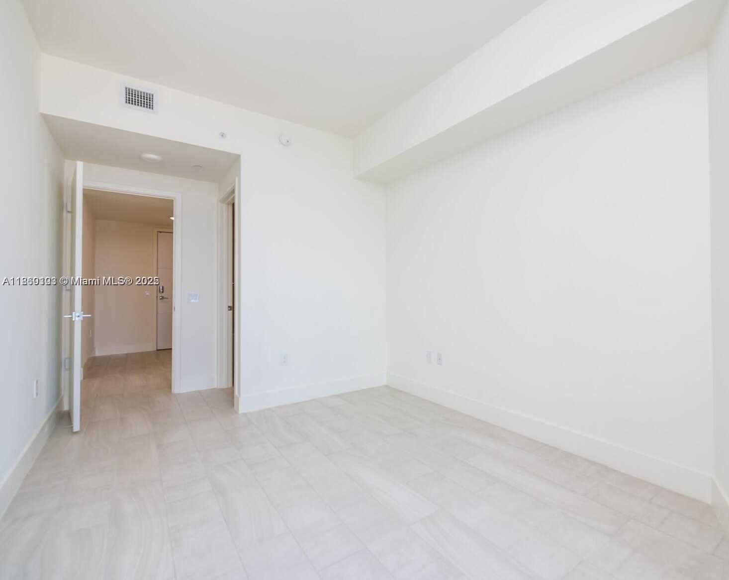 Small Image of 2000 METROPICA WAY #2509, Sunrise Number 32
