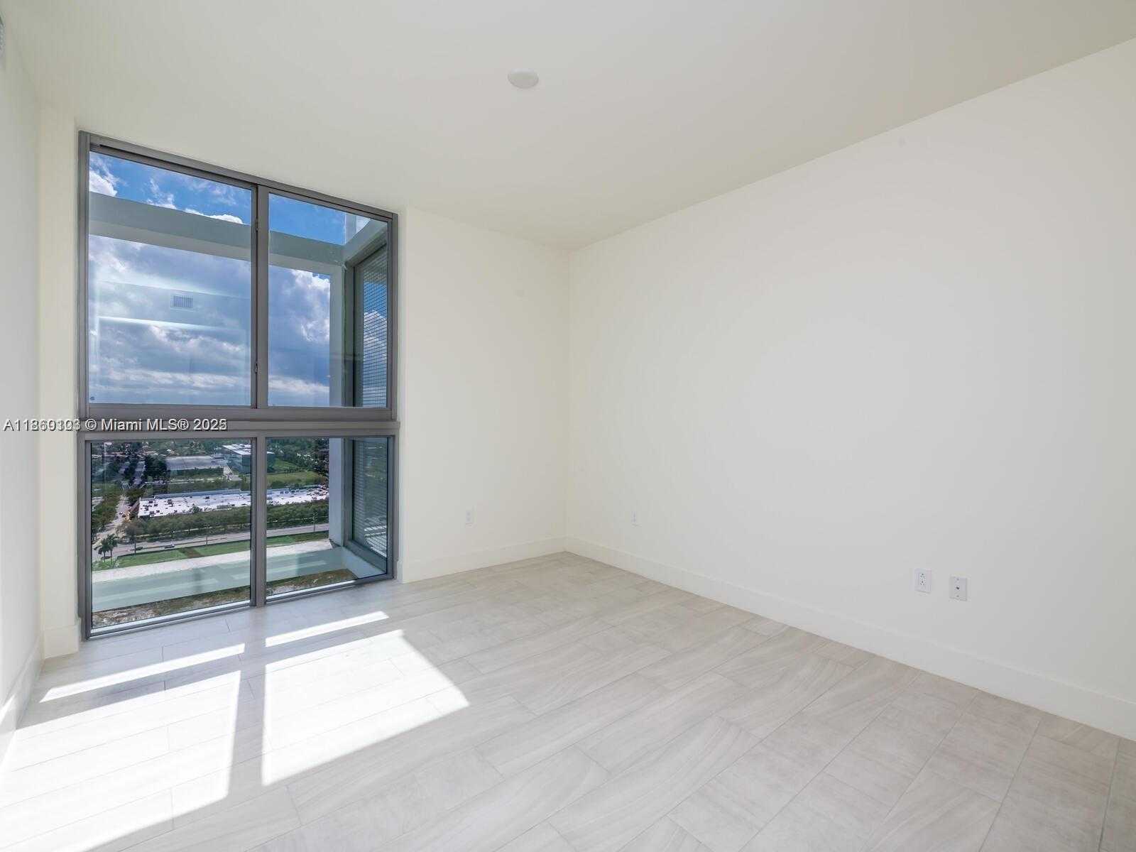 Small Image of 2000 METROPICA WAY #2509, Sunrise Number 40