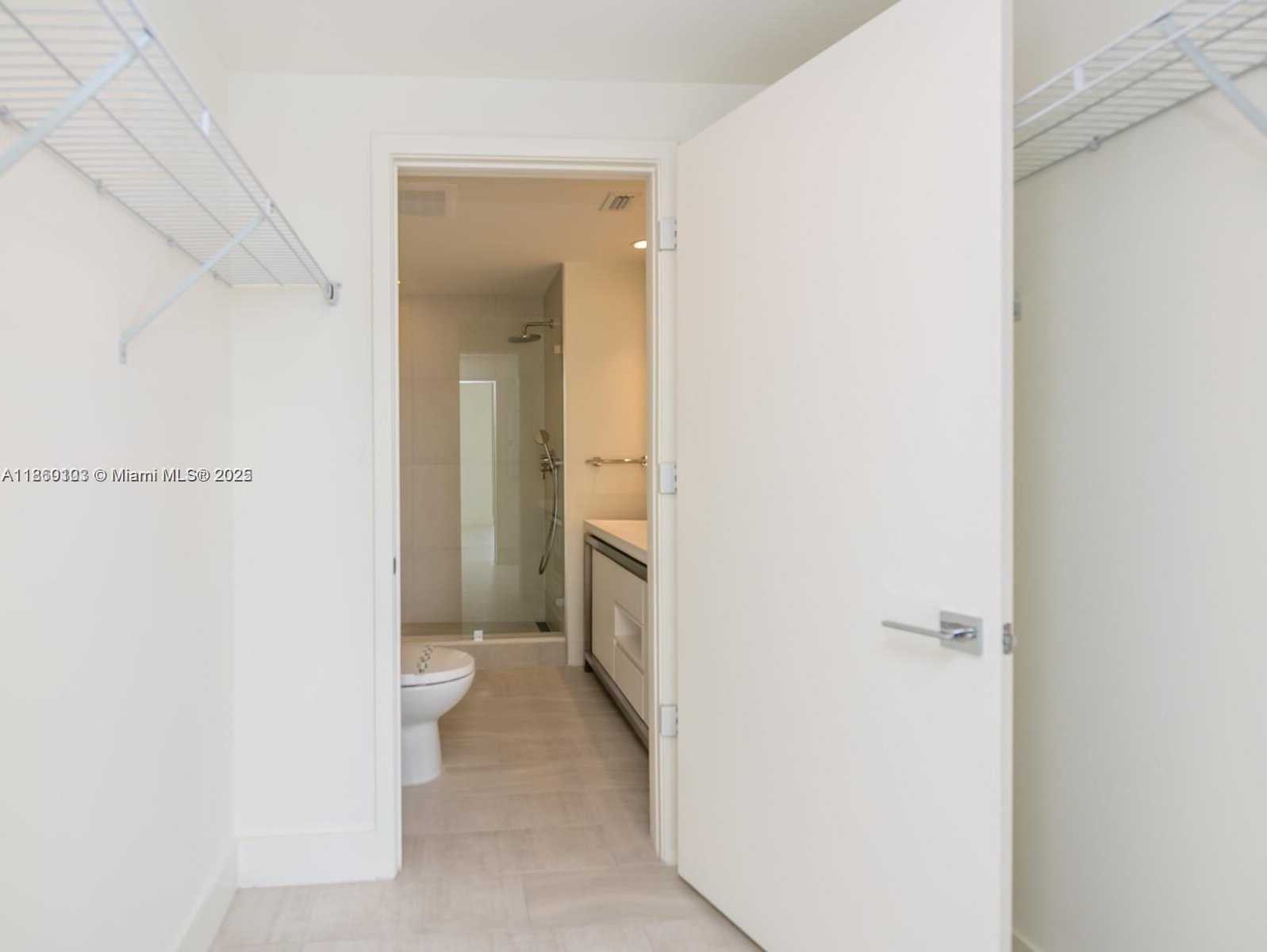 Small Image of 2000 METROPICA WAY #2509, Sunrise Number 43