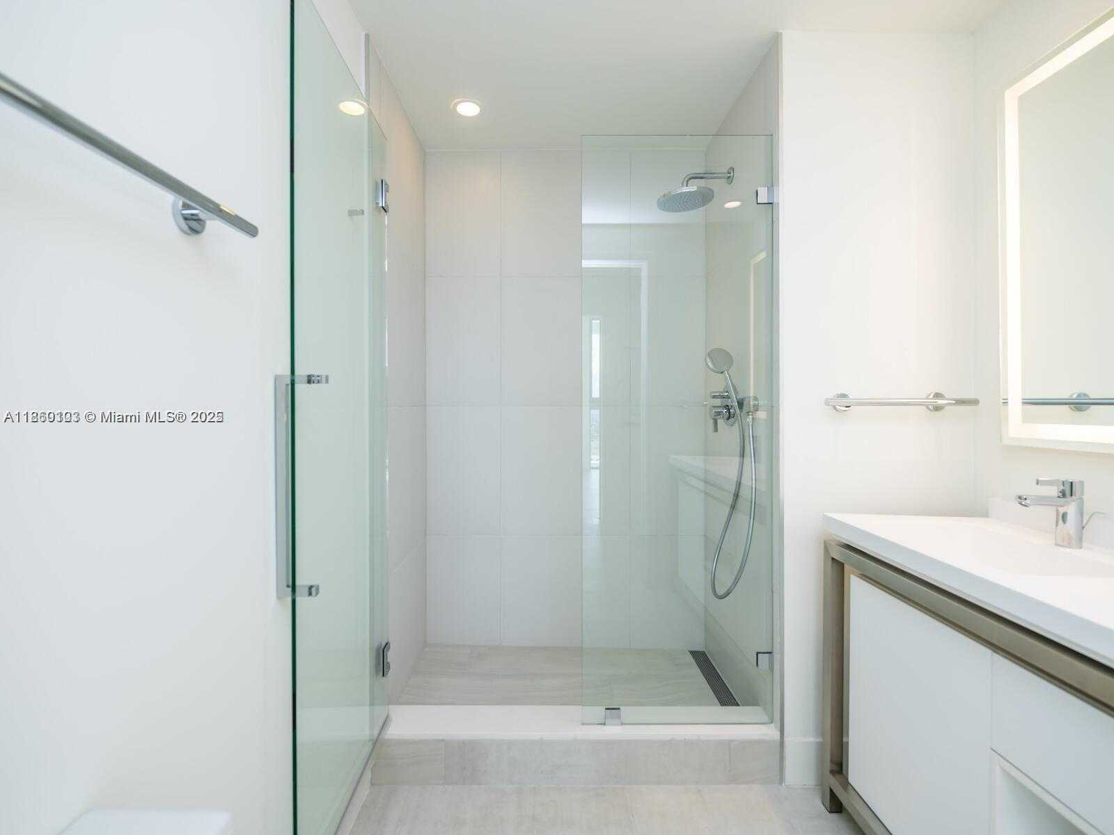 Small Image of 2000 METROPICA WAY #2509, Sunrise Number 46