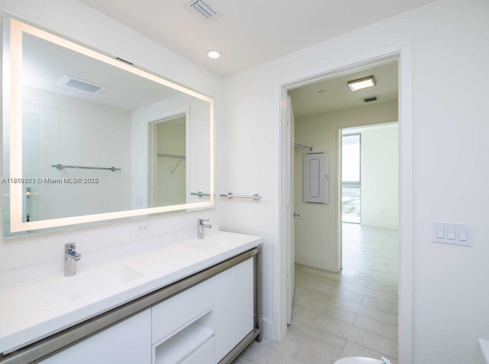 Small Image of 2000 METROPICA WAY #2509, Sunrise Number 47
