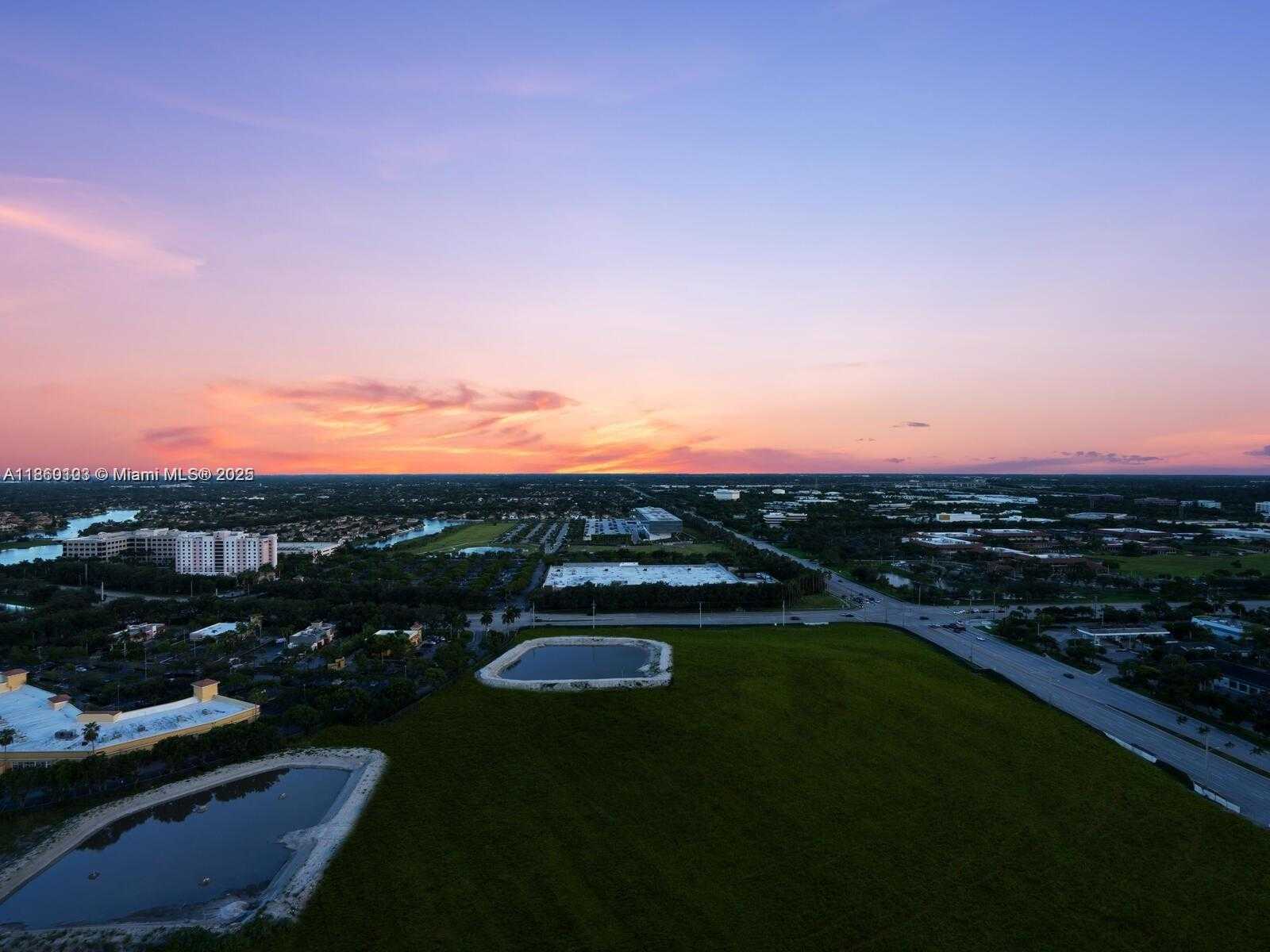 Small Image of 2000 METROPICA WAY #2509, Sunrise Number 50