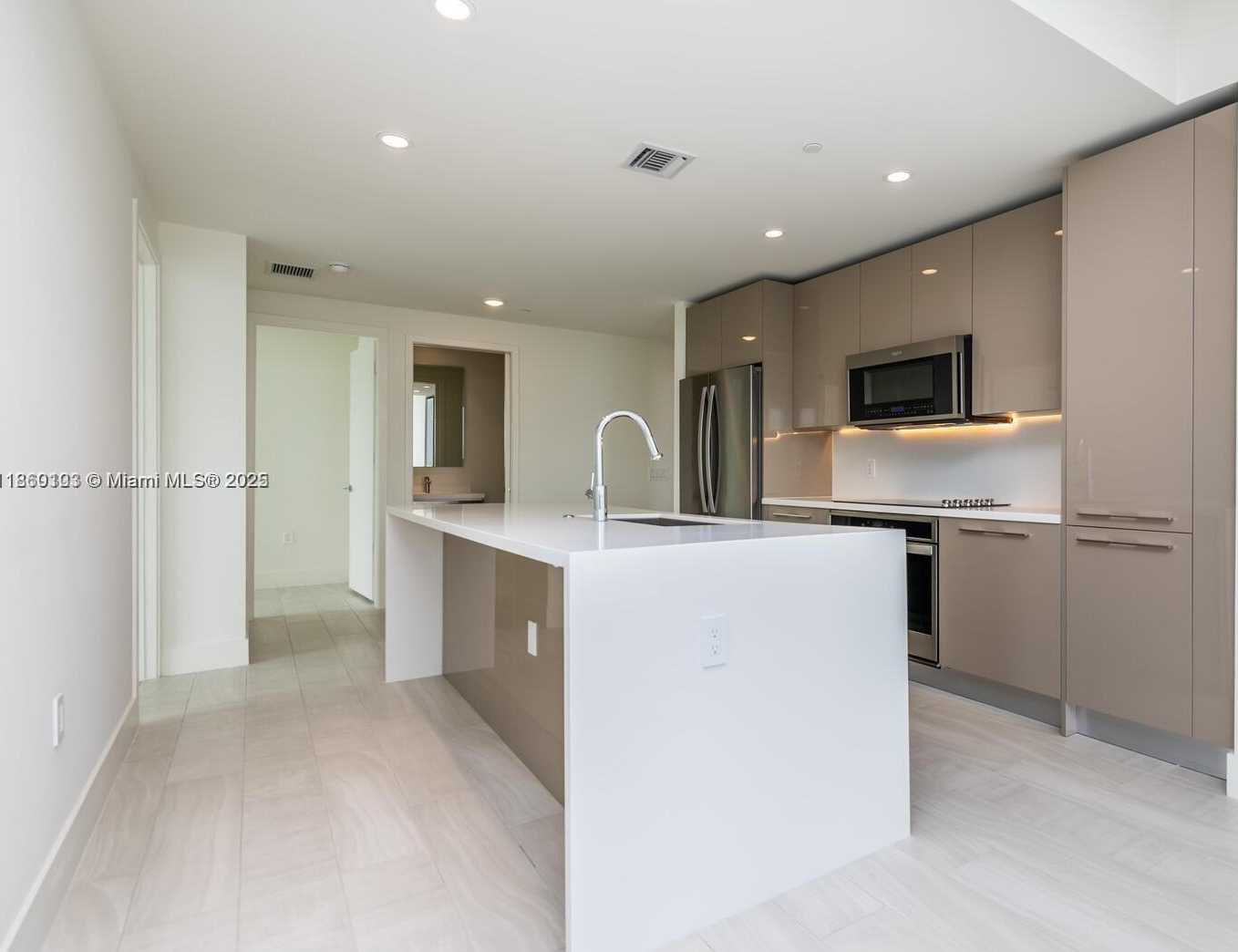 Small Image of 2000 METROPICA WAY #2509, Sunrise Number 9