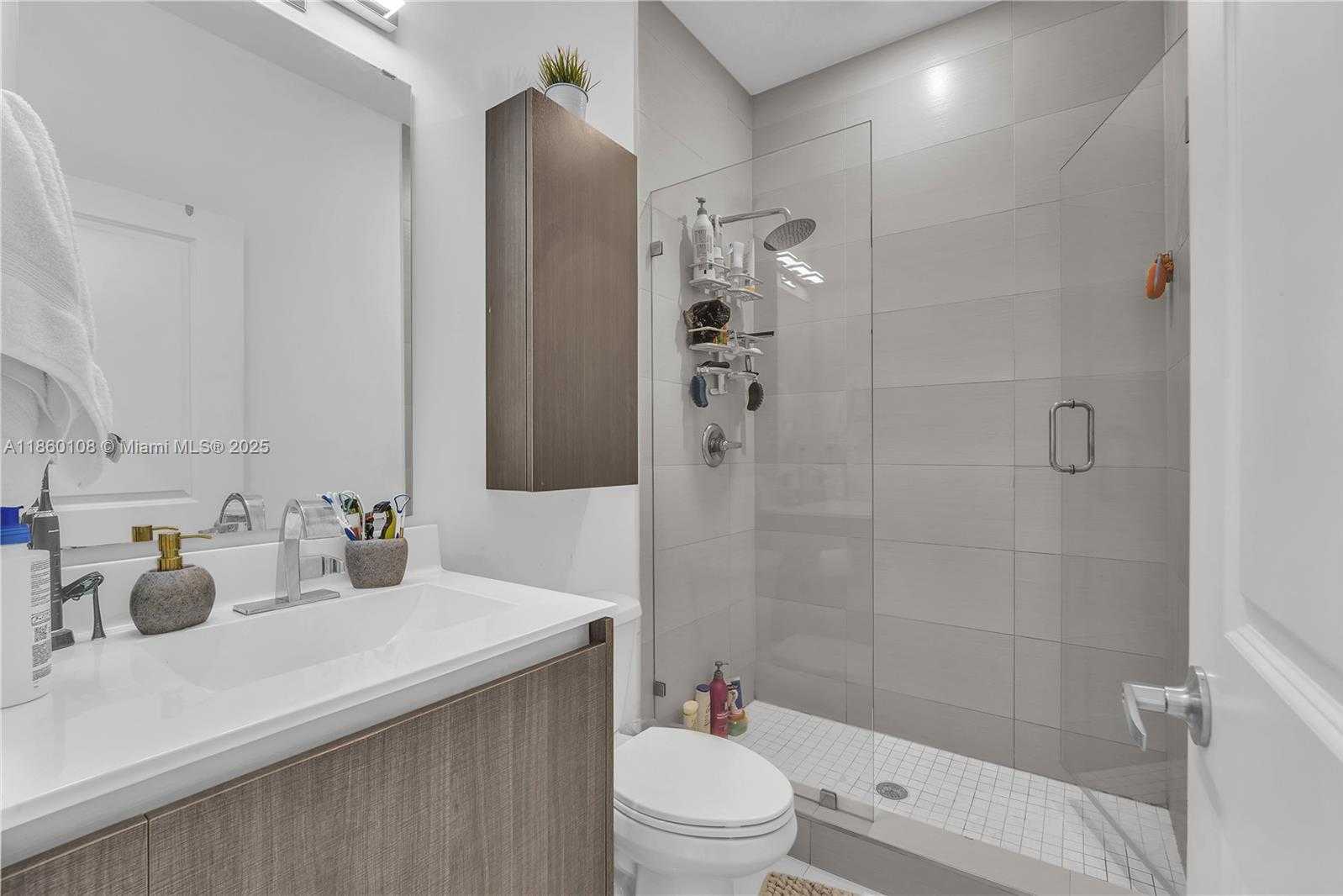 Small Image of 487 SOUTH WEST 91ST AVE, Miami Number 30