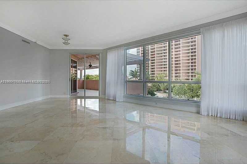 Small Image of 10 EDGEWATER DR #4H, Coral Gables Number 7