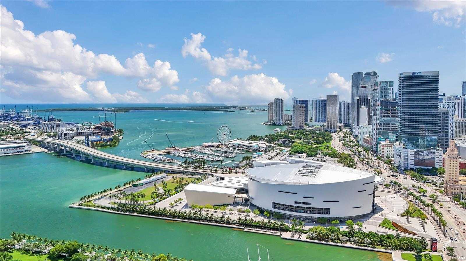 Small Image of 1100 BISCAYNE BLVD #5801, Miami Number 10