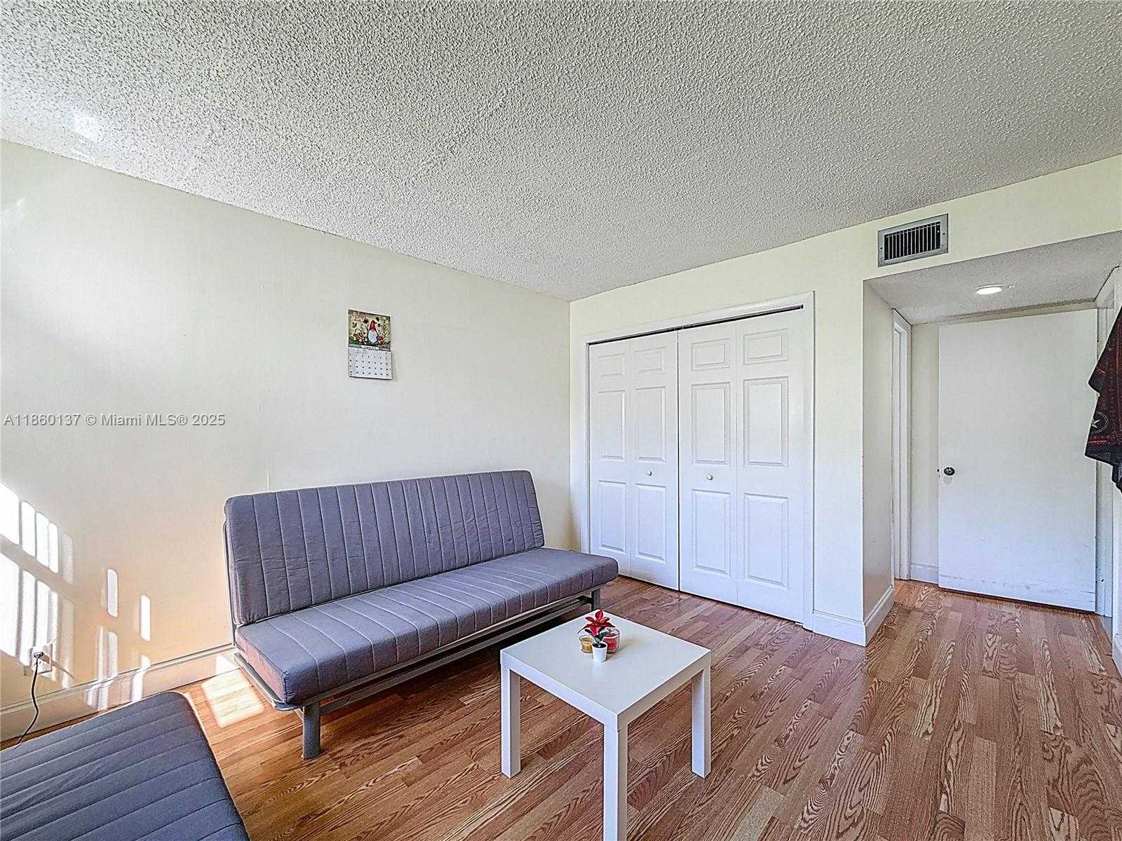 Small Image of 16475 GOLF CLUB RD #202, Weston Number 20