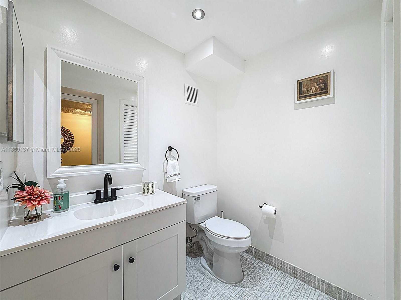 Small Image of 16475 GOLF CLUB RD #202, Weston Number 26