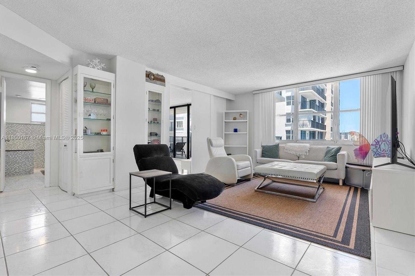 Small Image of 2201 SOUTH OCEAN DR #1705, Hollywood Number 3